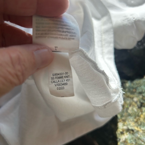 Old Navy cotton crewneck puff sleeve short sleeve. Eyelet lace. Cottage core. L - Picture 6 of 10